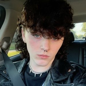 Meet your Posher, Aiden